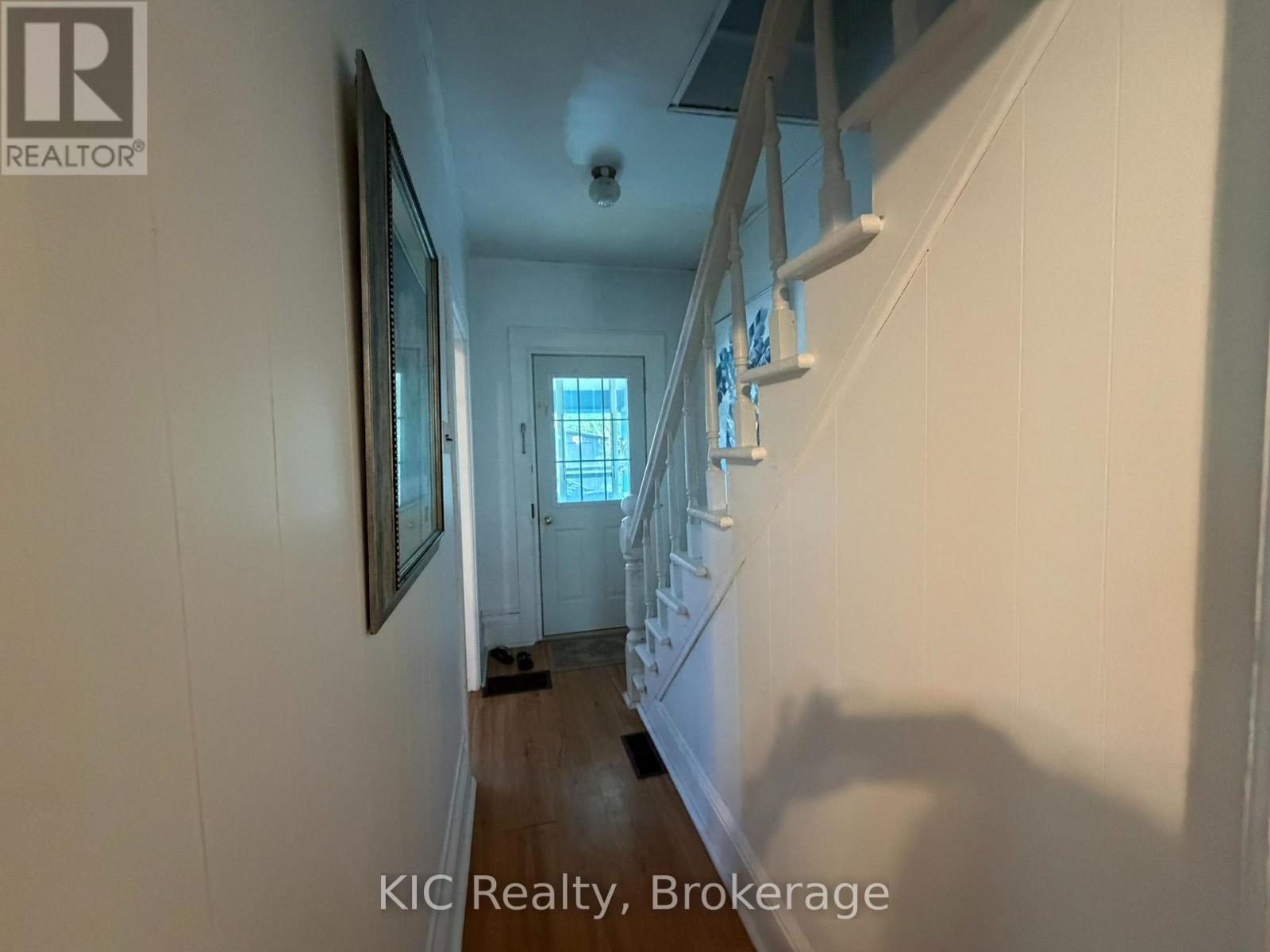 48 GEORGE STREET E - Image 19