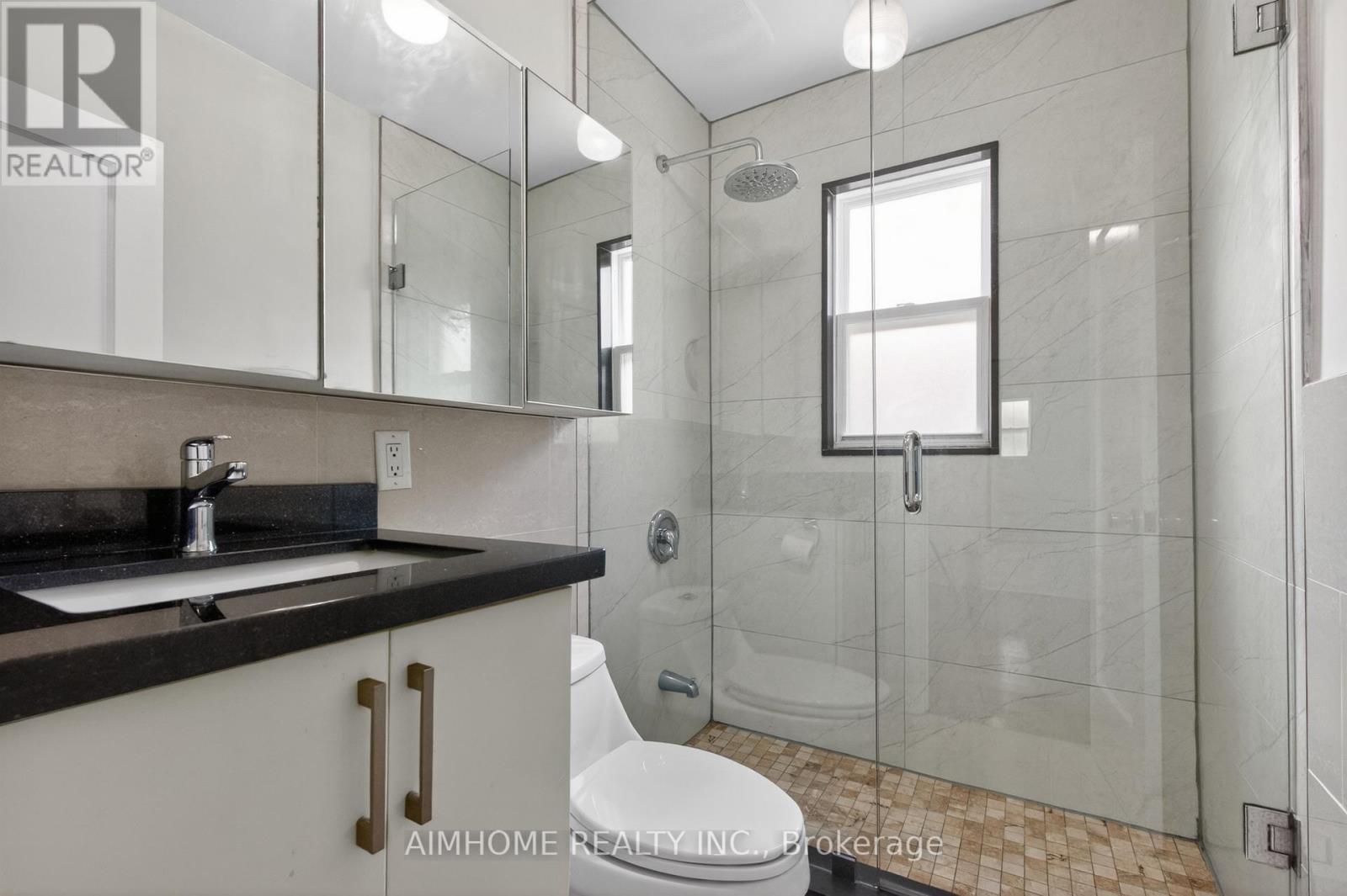 140 MEIGHEN AVENUE - 11