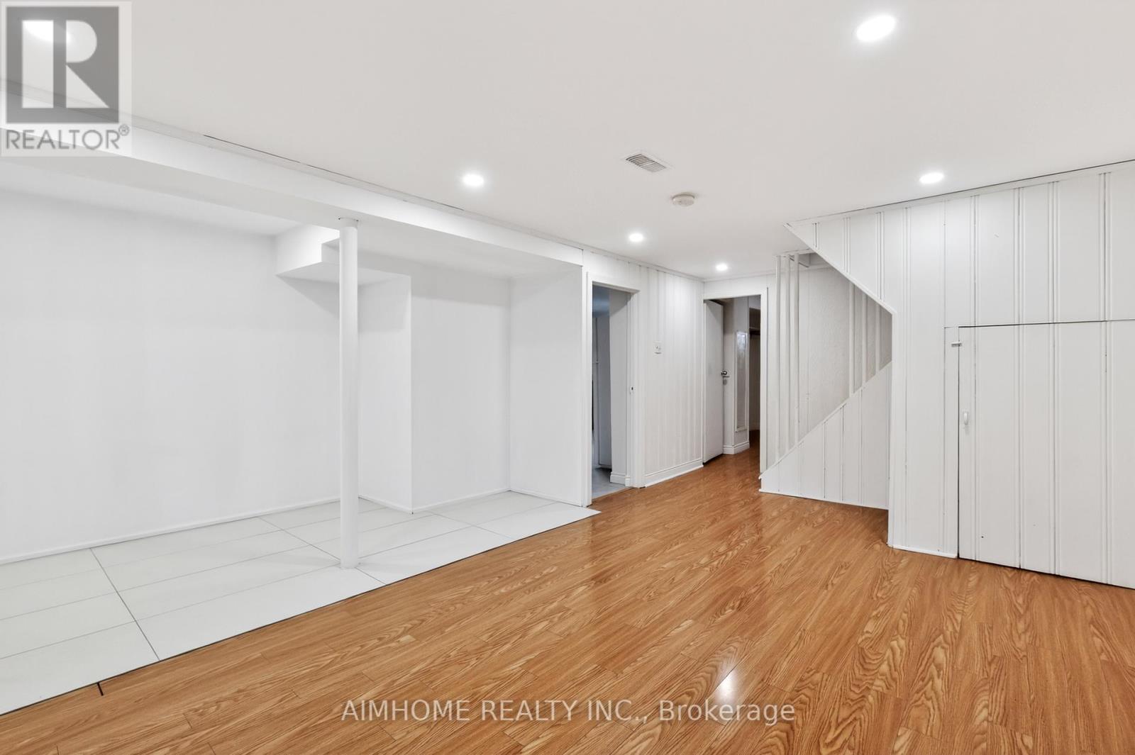 140 MEIGHEN AVENUE - 13
