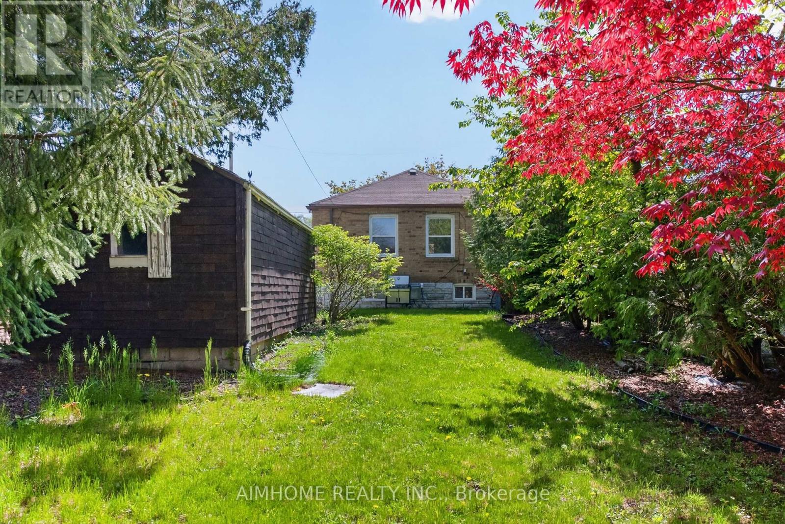 140 MEIGHEN AVENUE - 19