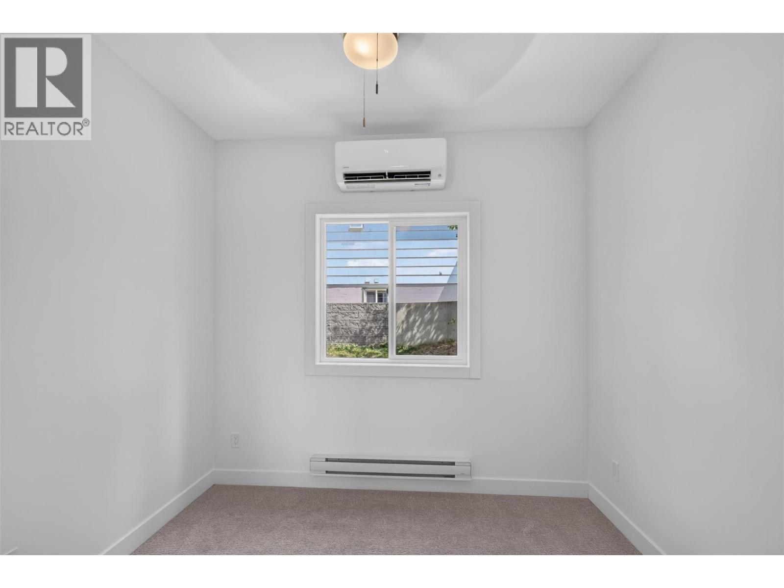  630 Okanagan SE Avenue, Salmon Arm