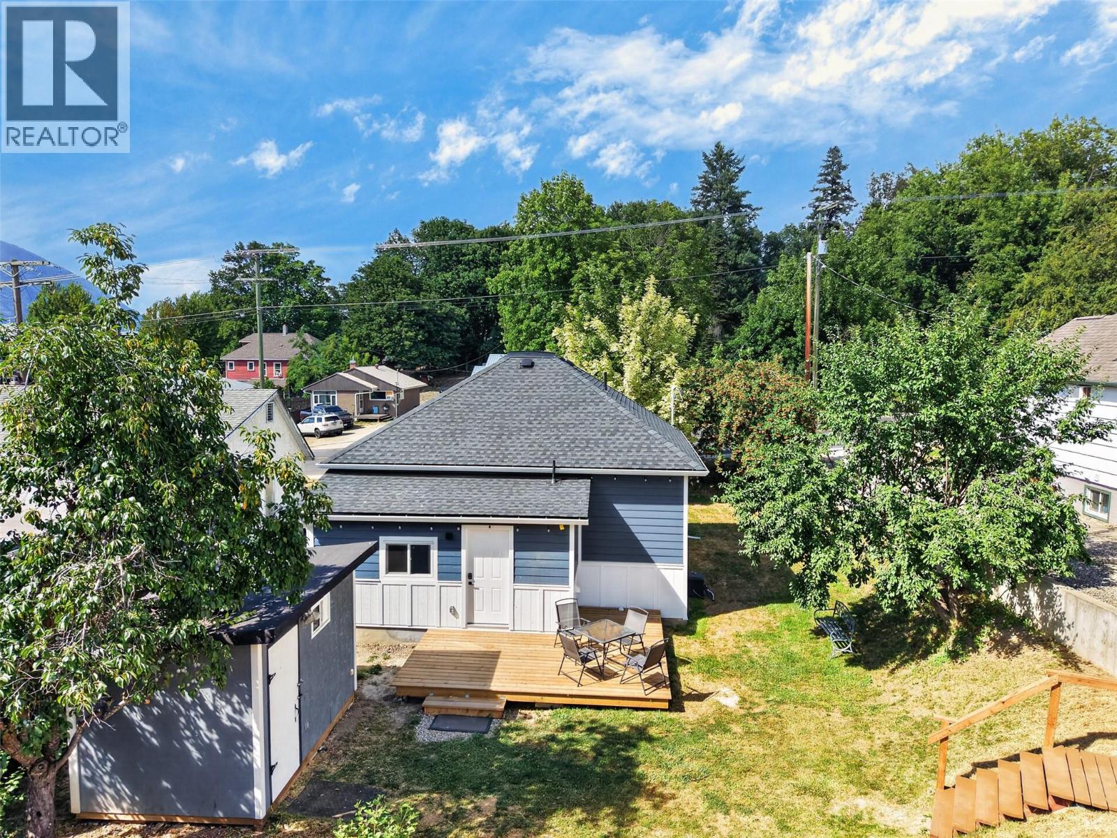  630 Okanagan SE Avenue, Salmon Arm