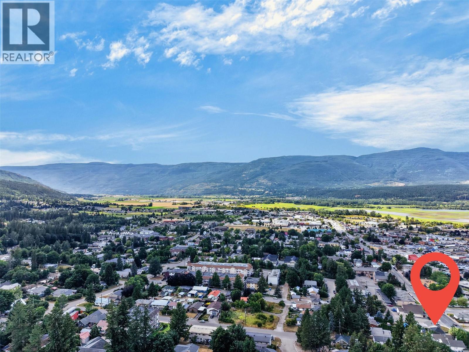  630 Okanagan SE Avenue, Salmon Arm