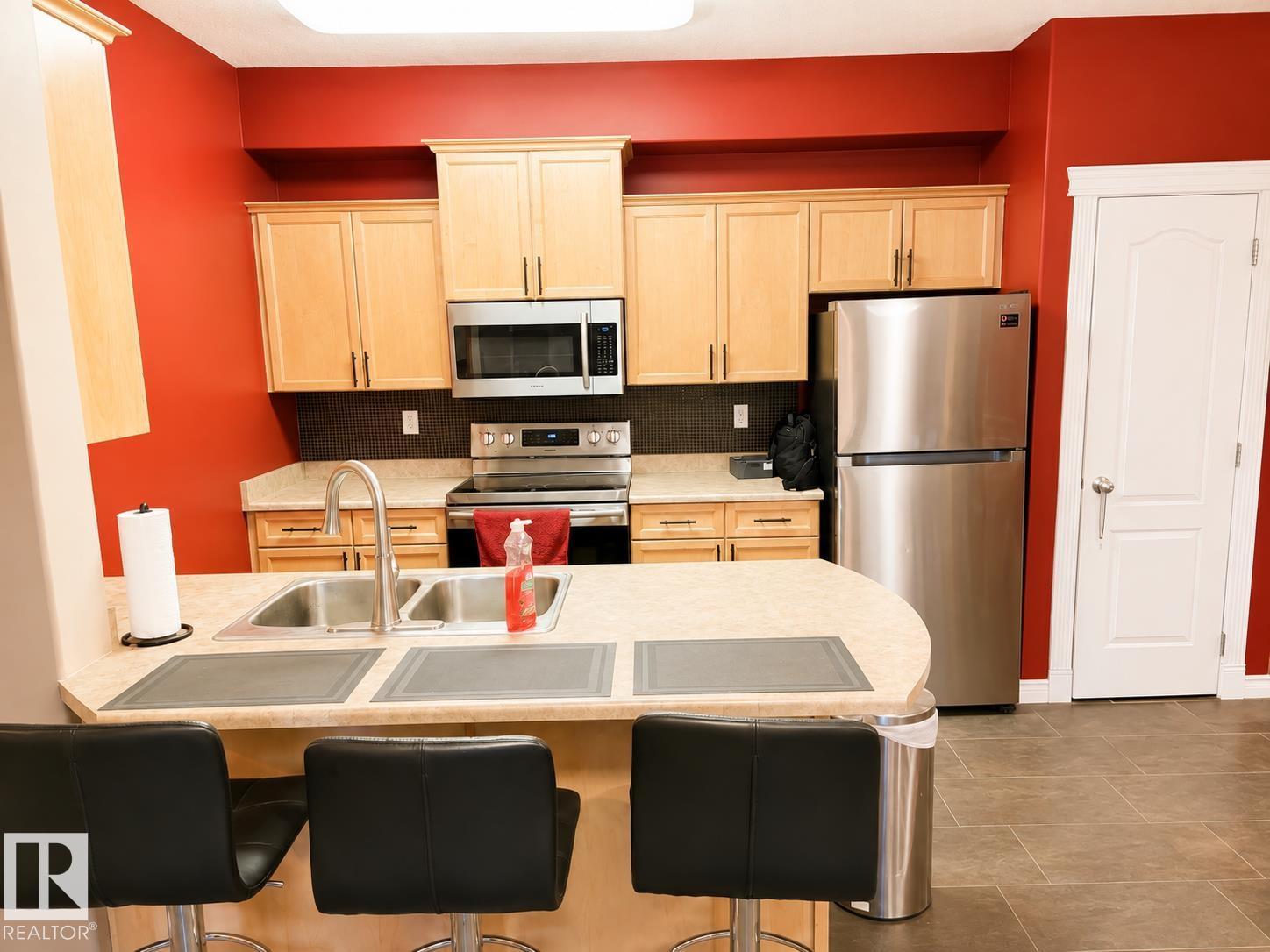#202 16715 100 AV NW - Image 7