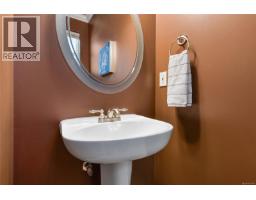 209 Shadow Ridge Pl, View Royal, BC V8Z5C8 Photo 20