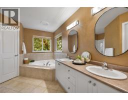 209 Shadow Ridge Pl, View Royal, BC V8Z5C8 Photo 28