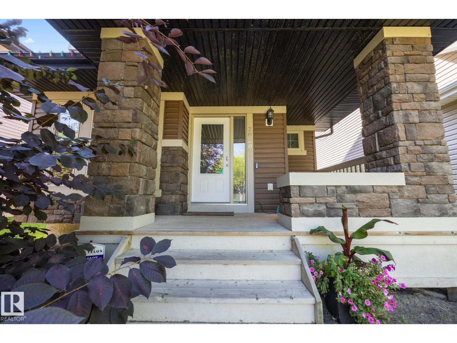 2020 GLENRIDDING GATE GA SW, Glenridding Heights, Edmonton photo 2
