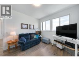 1458 Summer Crescent, Kelowna, BC V1P1T8 Photo 15
