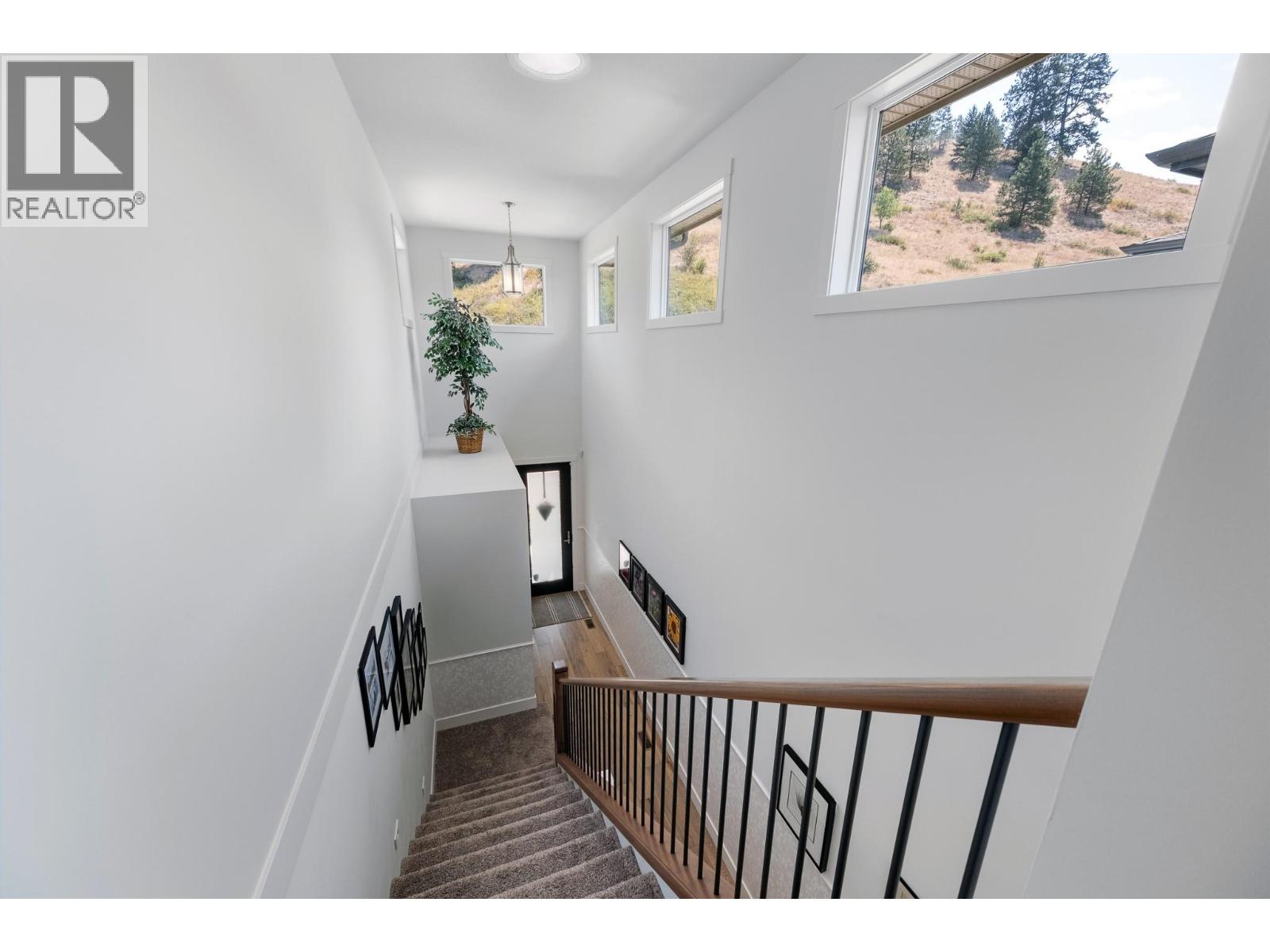 1458 Summer Crescent - 27