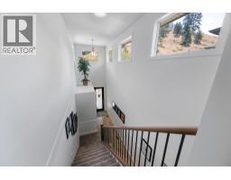 1458 Summer Crescent, Kelowna, BC V1P1T8 Photo 27