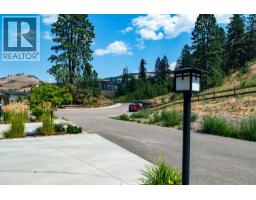 1458 Summer Crescent, Kelowna, BC V1P1T8 Photo 61