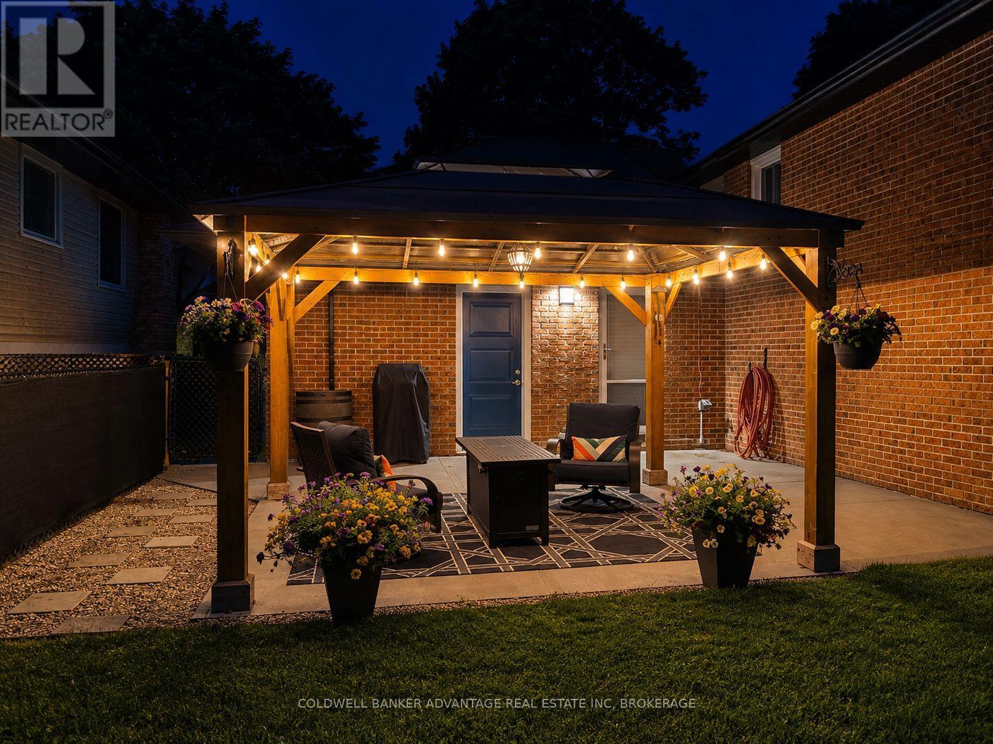 5004 PETTIT AVENUE - Image 32