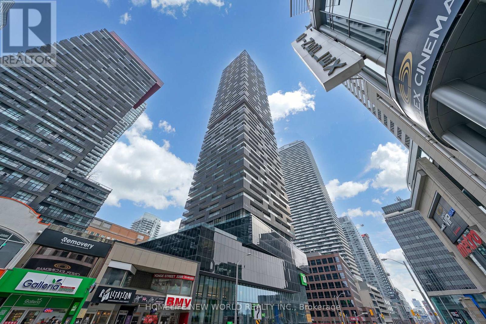 Photo of 8 Eglinton Avenue