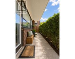 107 - 42 Thorncliffe Park Drive, Toronto, ON M4H1K1 Photo 8