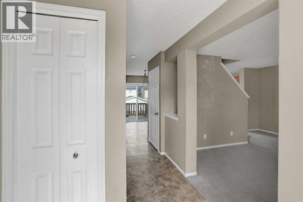 706 Everridge Drive SW, Evergreen, Calgary photo 4