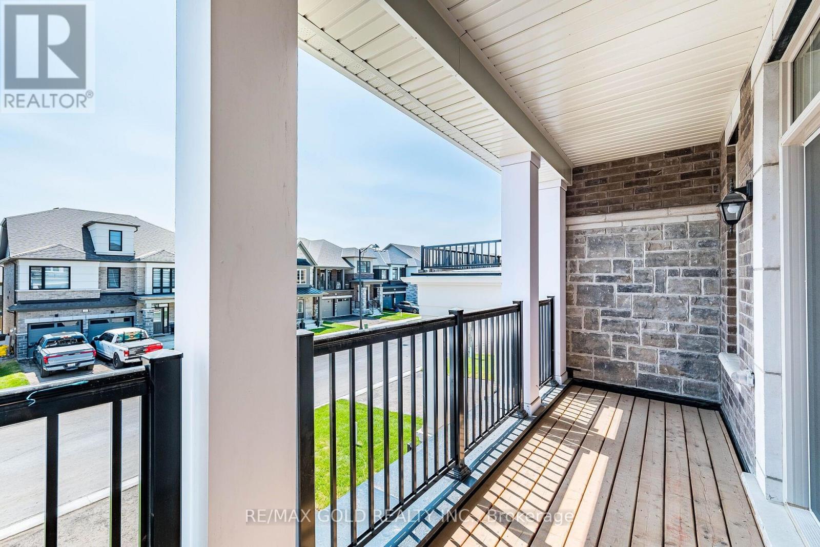 27 MUNDELL ROAD - 21