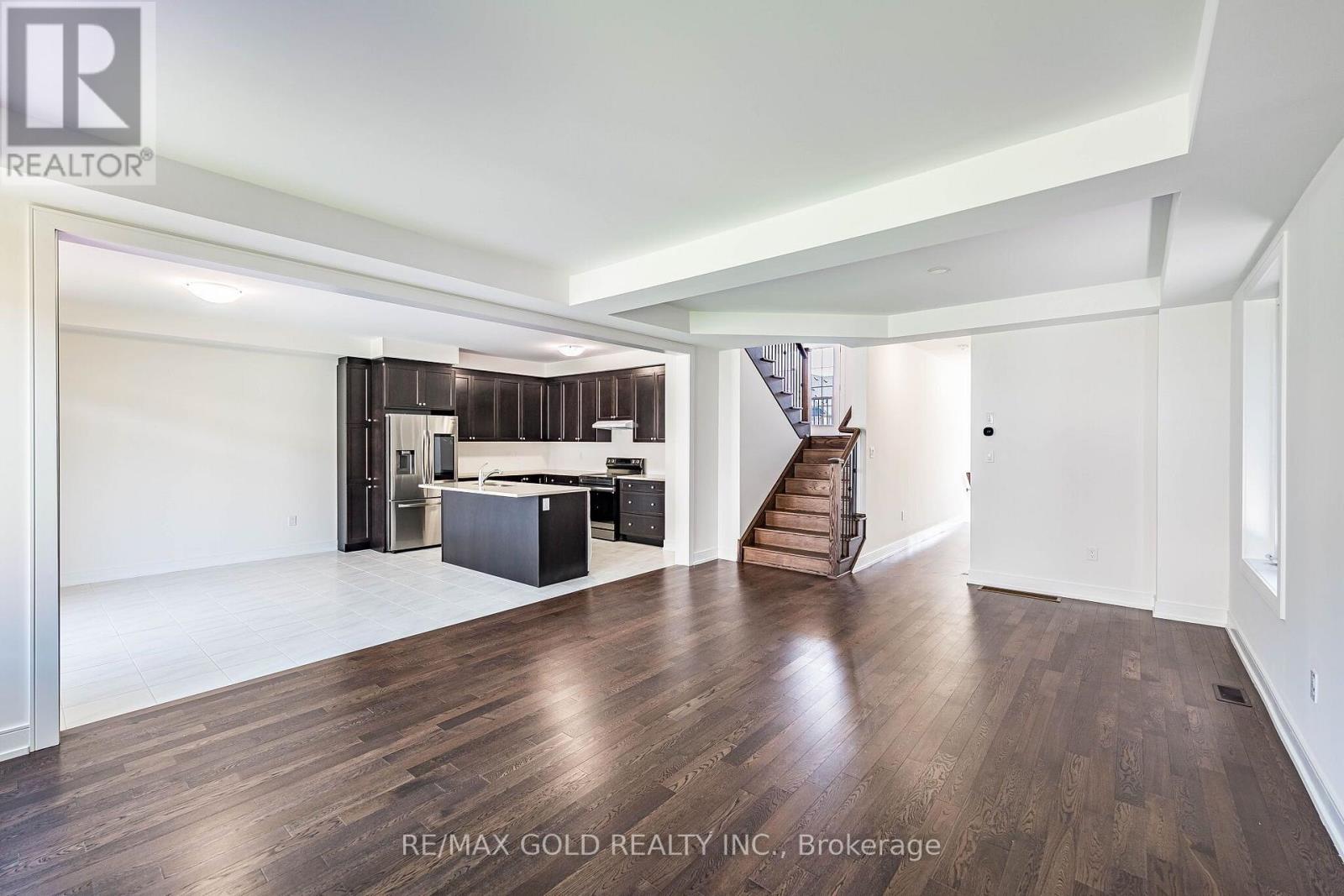 27 MUNDELL ROAD - 8