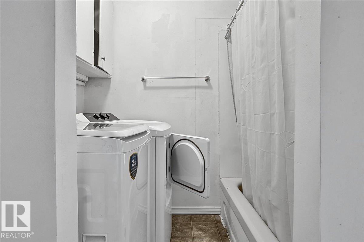 5010 52 AV NW - Image 12