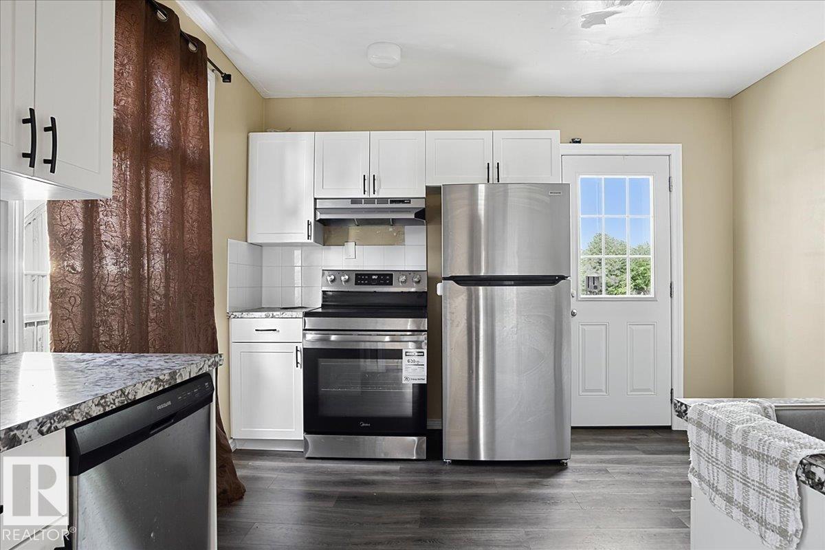 5010 52 AV NW - Image 8