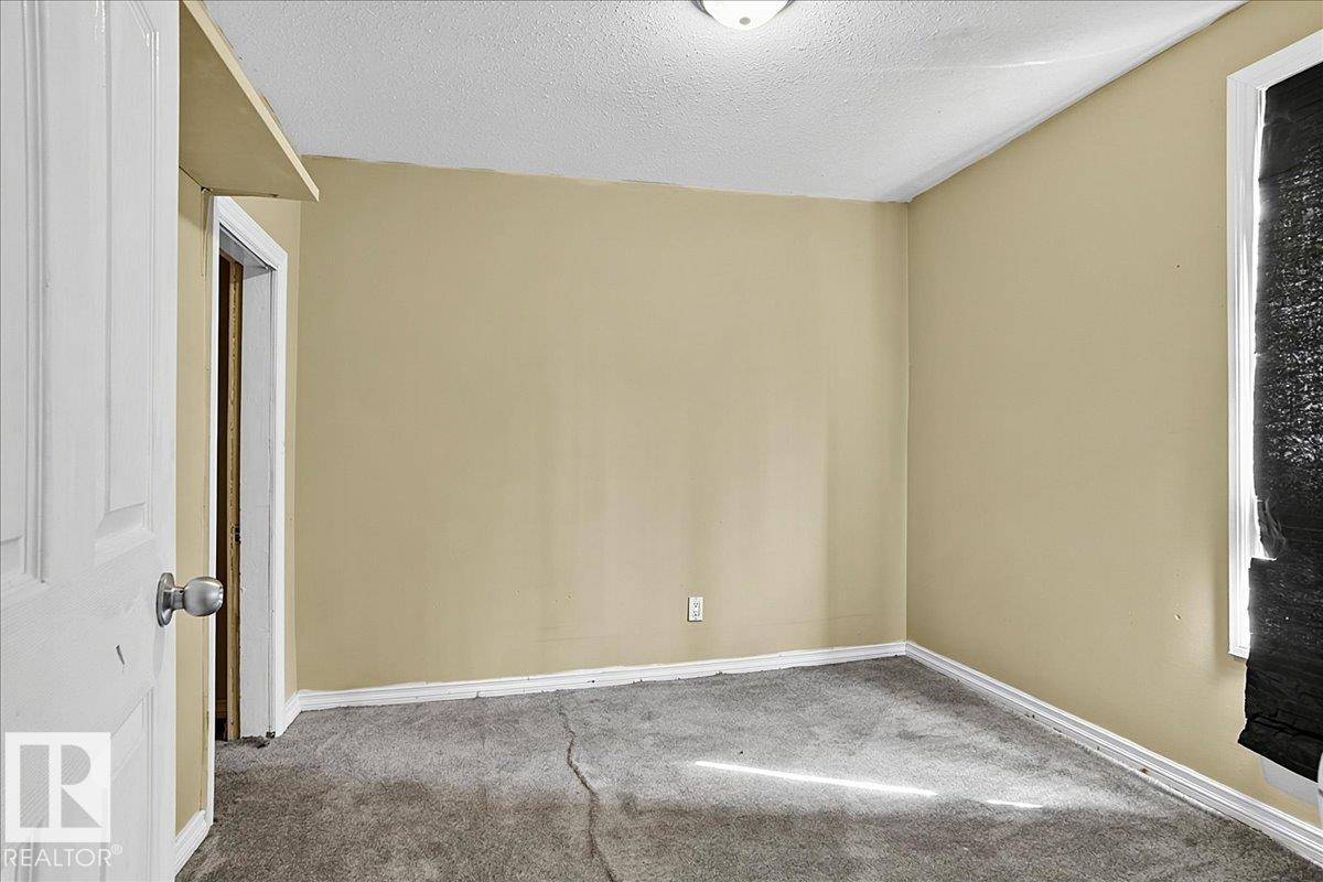 5010 52 AV NW - Image 22