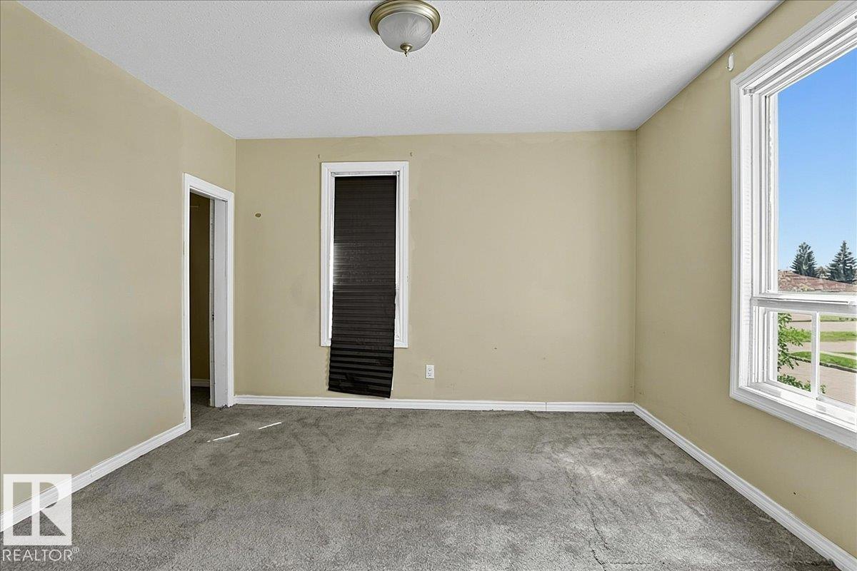 5010 52 AV NW - Image 18