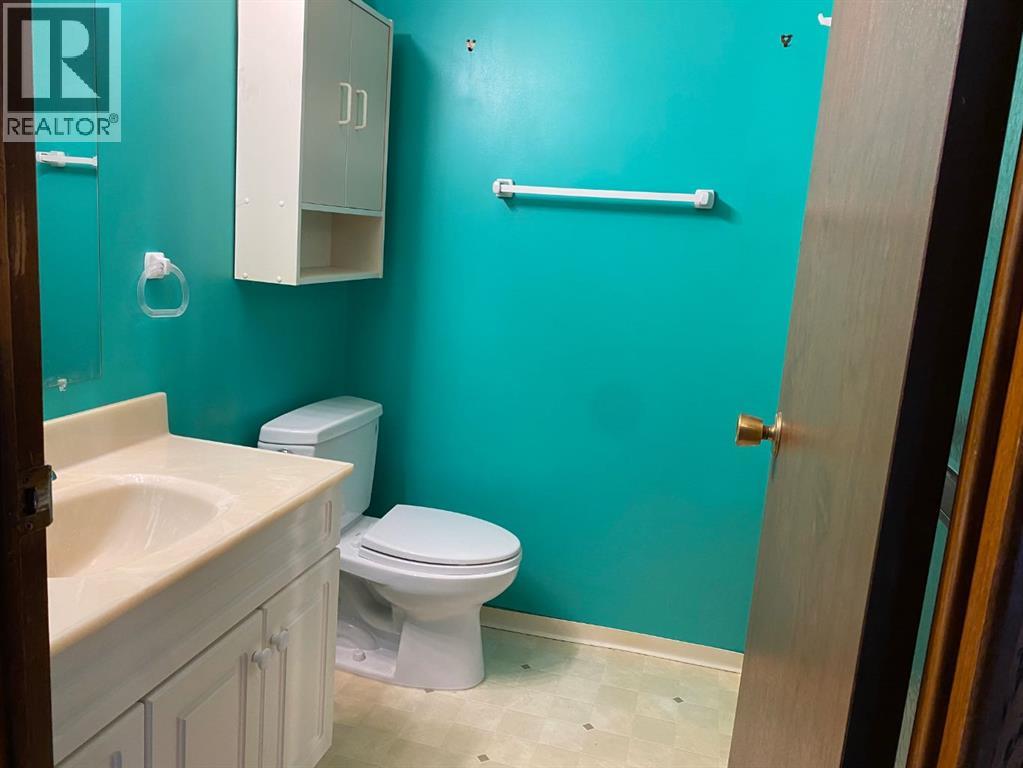 168, 6724 17 Avenue SE - 26