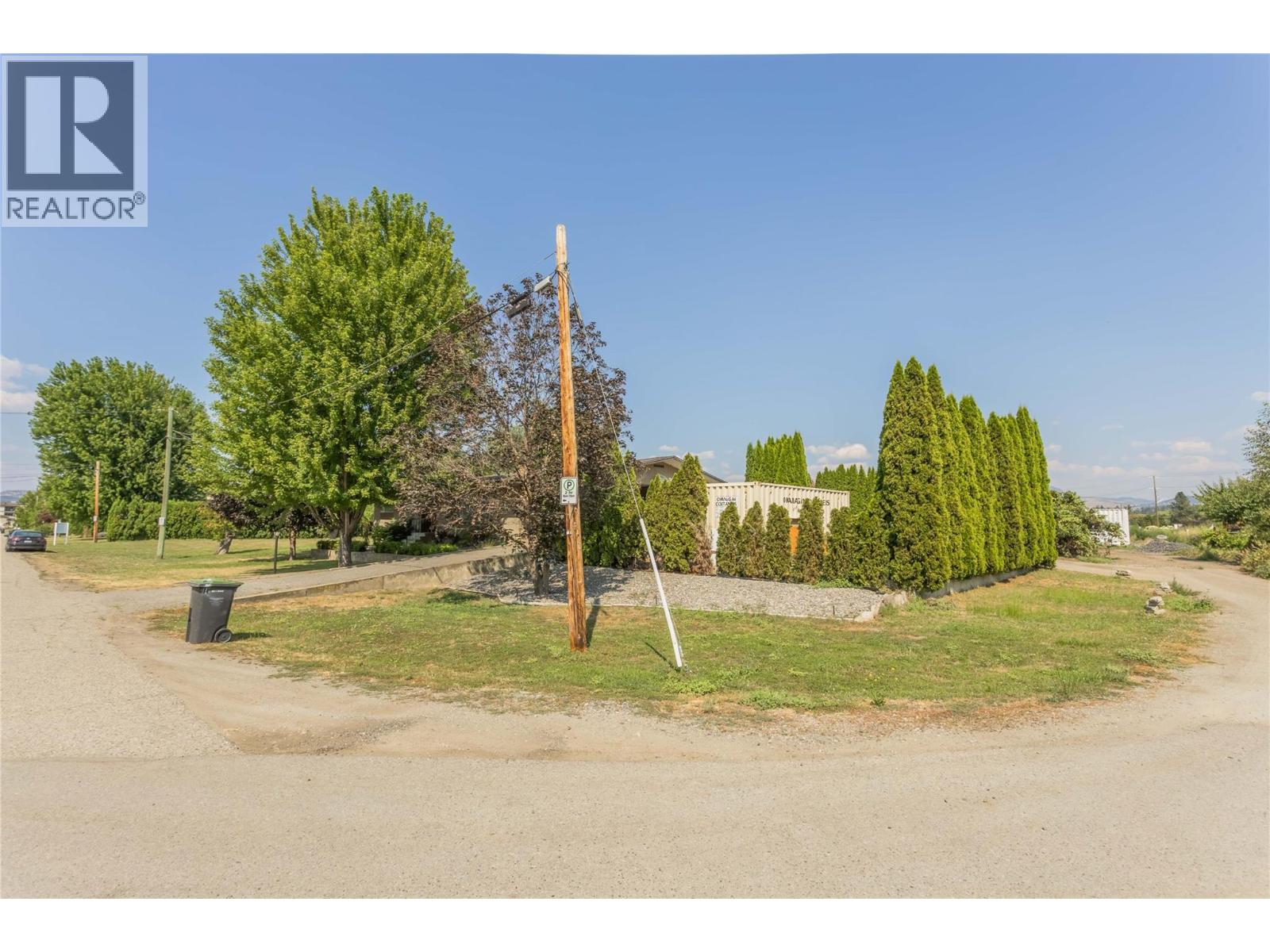 3259 St Amand Road - 46