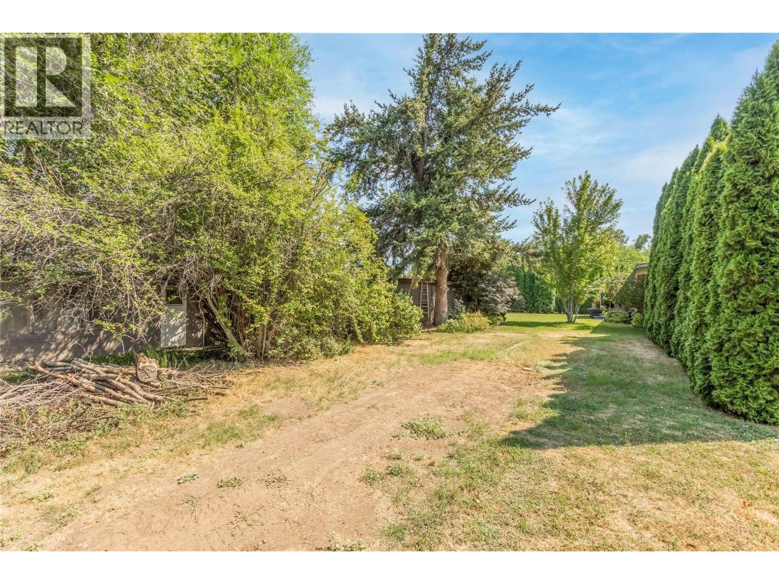  3259 St Amand Road, Kelowna