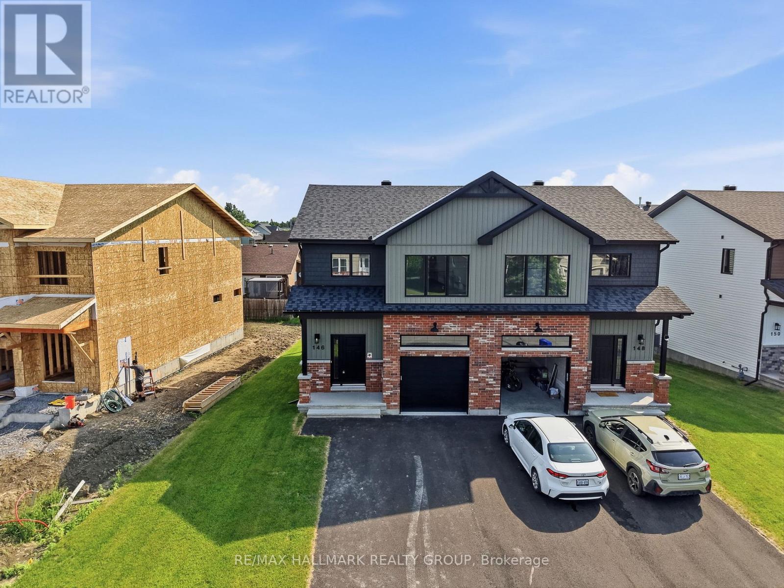 146 ELIZABETH DRIVE - 38