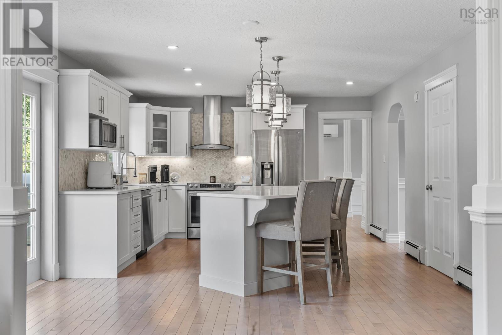 275 Canterbury Lane - 5