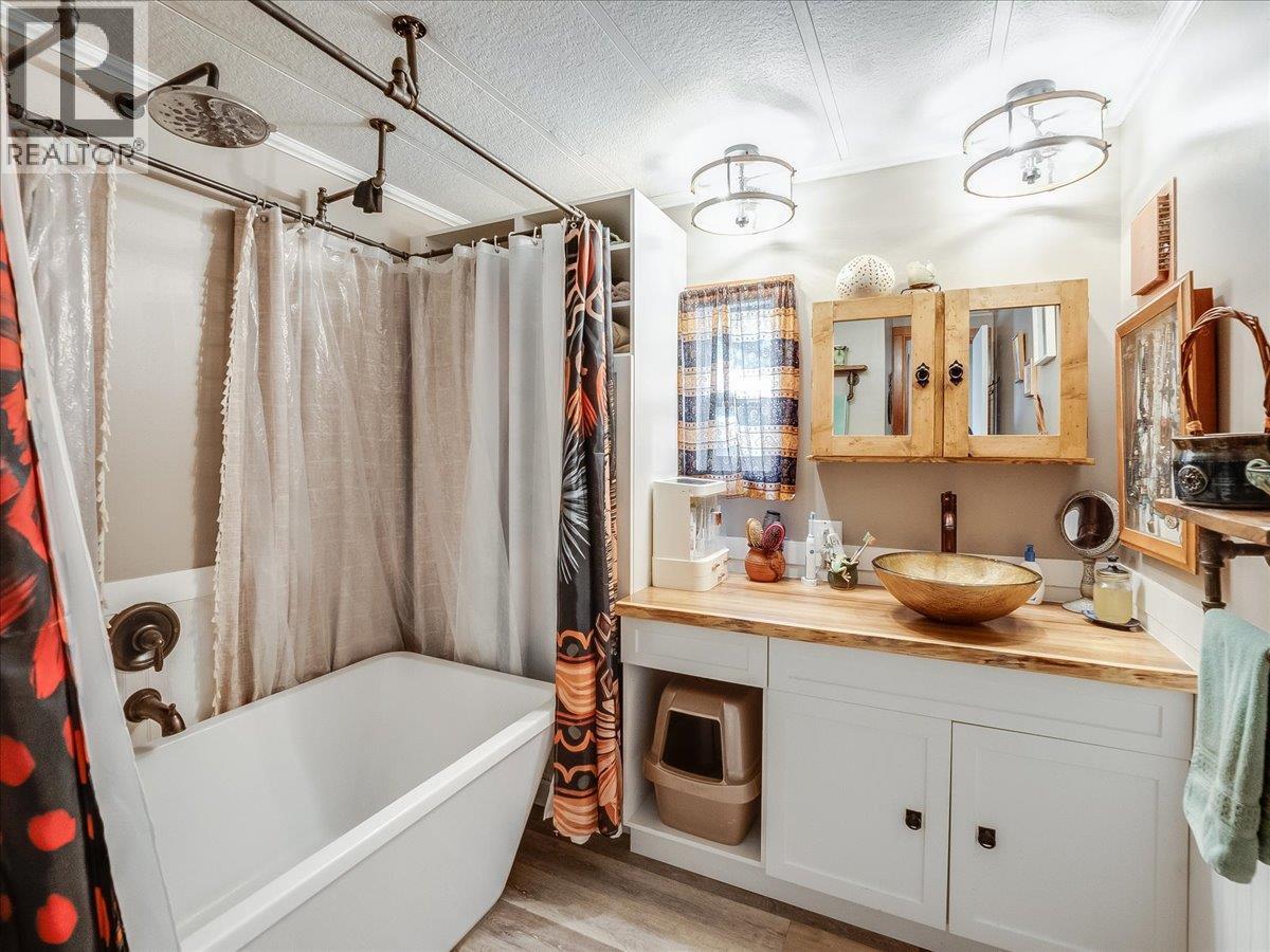 #18 2917 GEORAMA Road - Image 27
