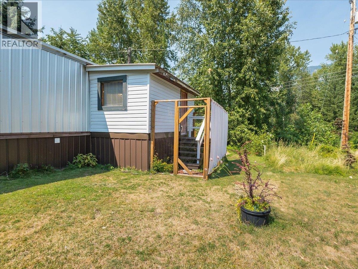 #18 2917 GEORAMA Road - Image 34