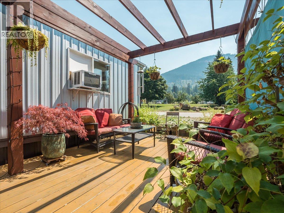 #18 2917 GEORAMA Road - Image 11