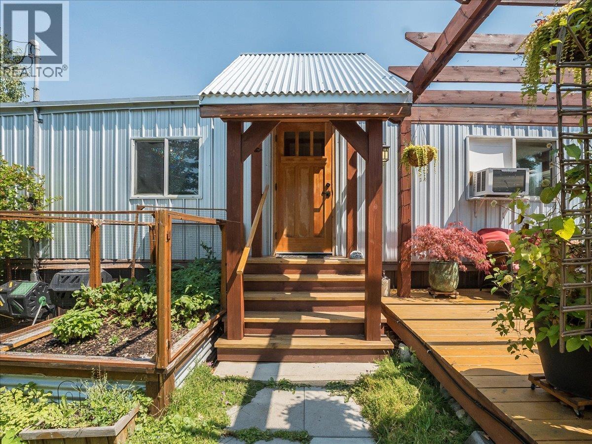#18 2917 GEORAMA Road - Image 12