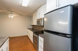 A 204 693 St Anne's Road, Winnipeg, MB R2N3T5 Photo 12