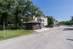 A 204 693 St Anne's Road, Winnipeg, MB R2N3T5 Photo 42