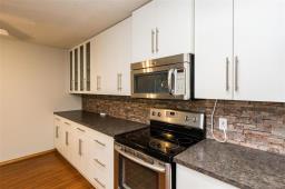 A 204 693 St Anne's Road, Winnipeg, MB R2N3T5 Photo 9