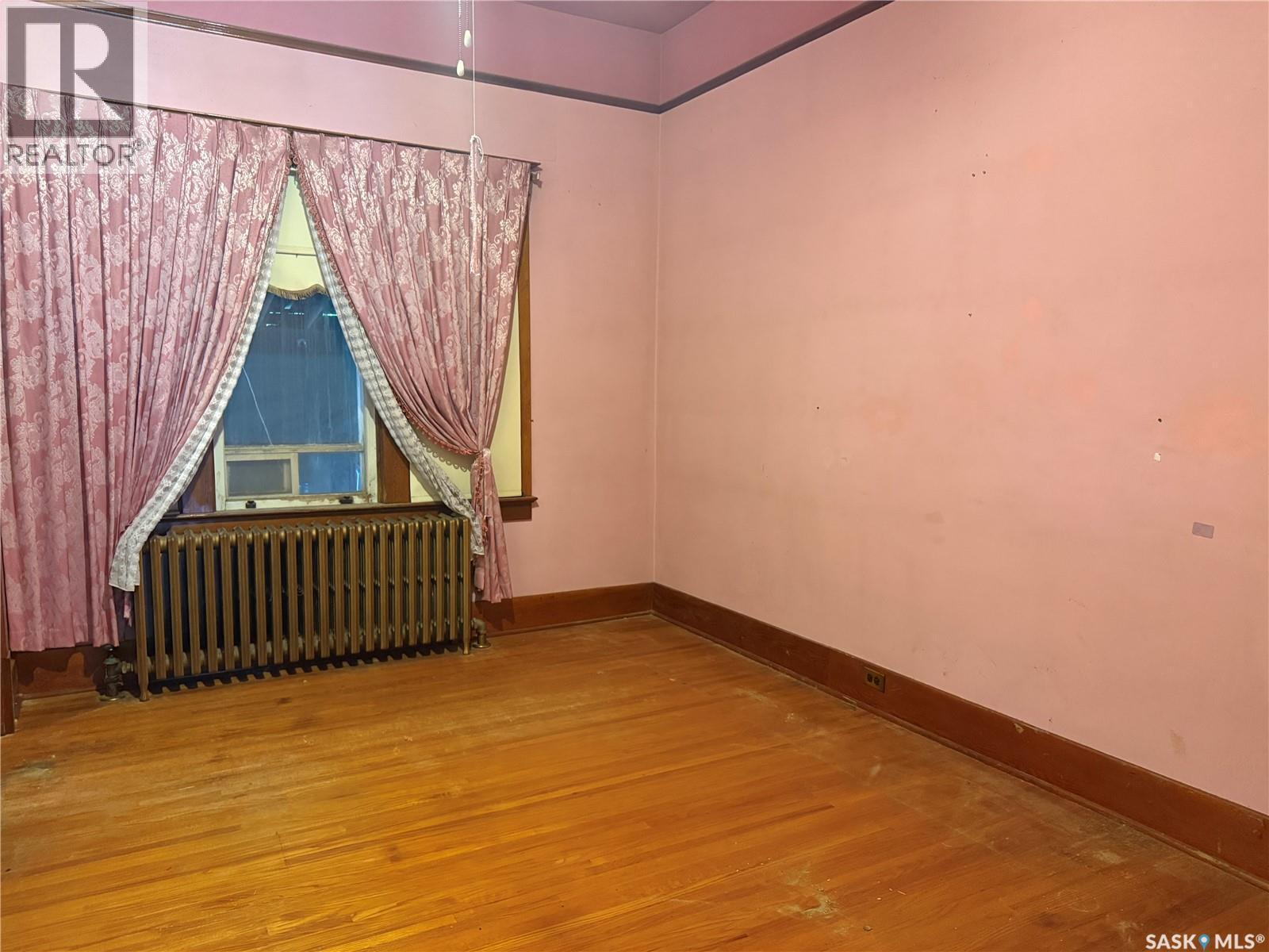 1014 Iroquois STREET W - Image 17