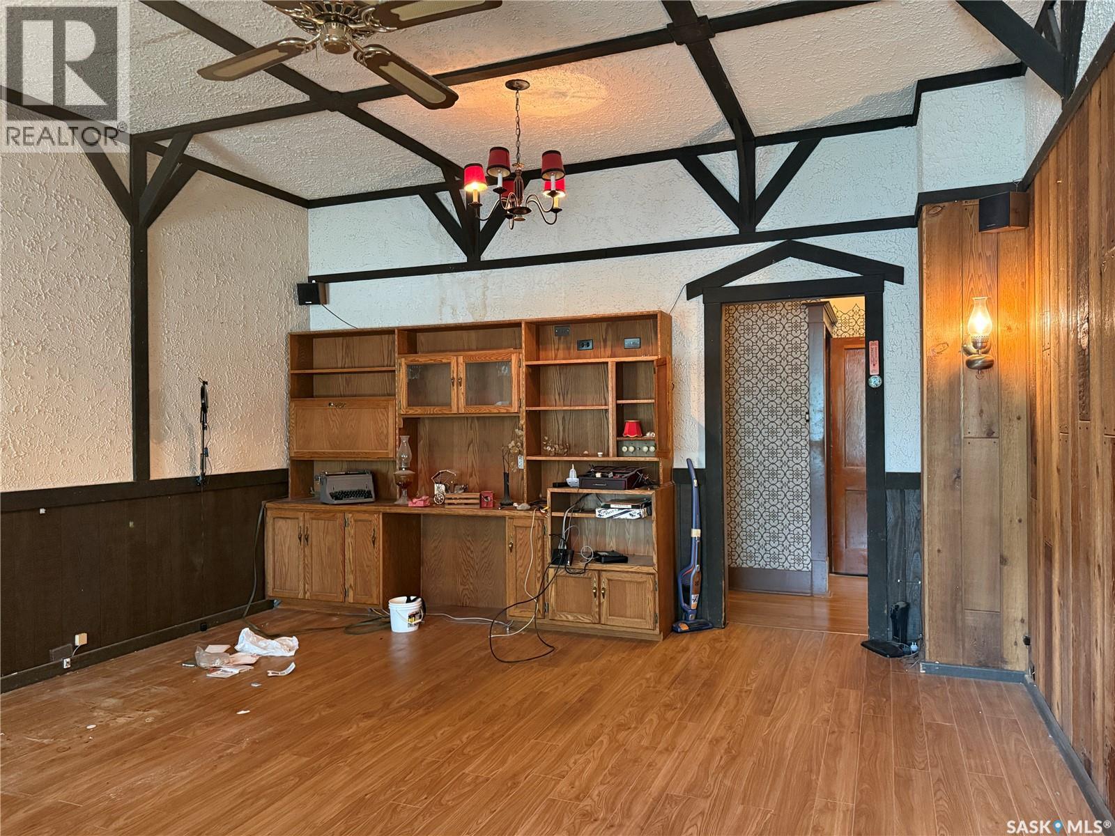 1014 Iroquois STREET W - Image 23