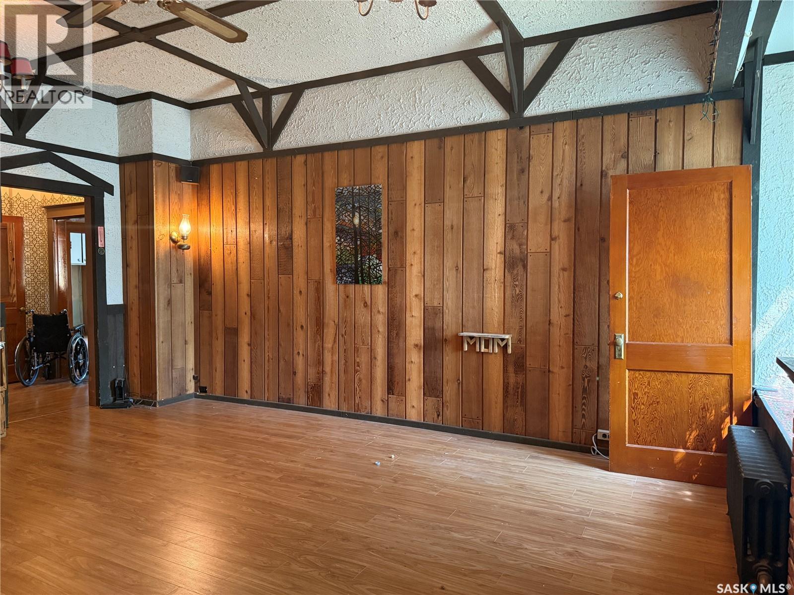 1014 Iroquois STREET W - Image 25