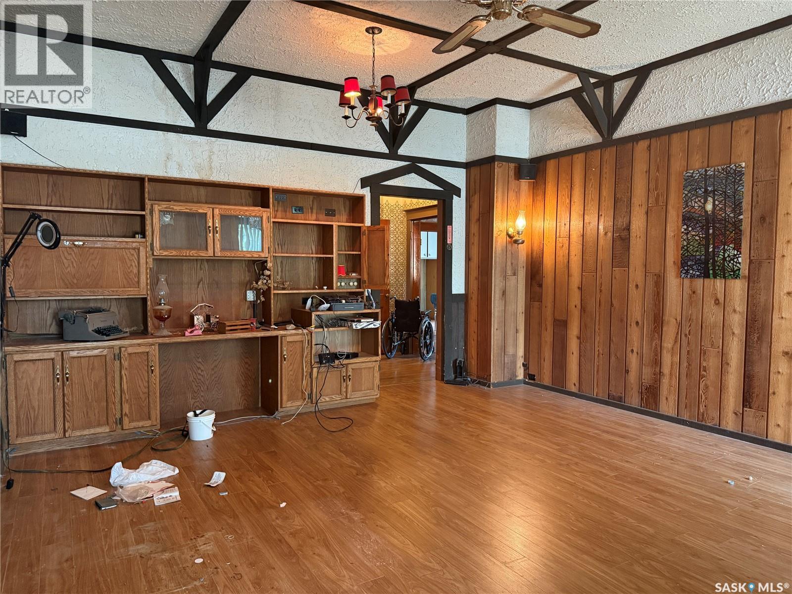 1014 Iroquois STREET W - Image 26