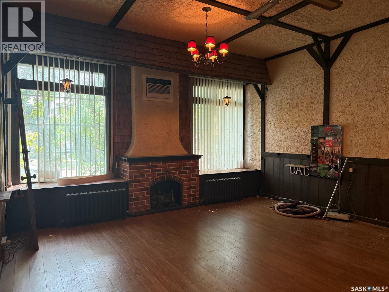 1014 Iroquois STREET W - Image 28