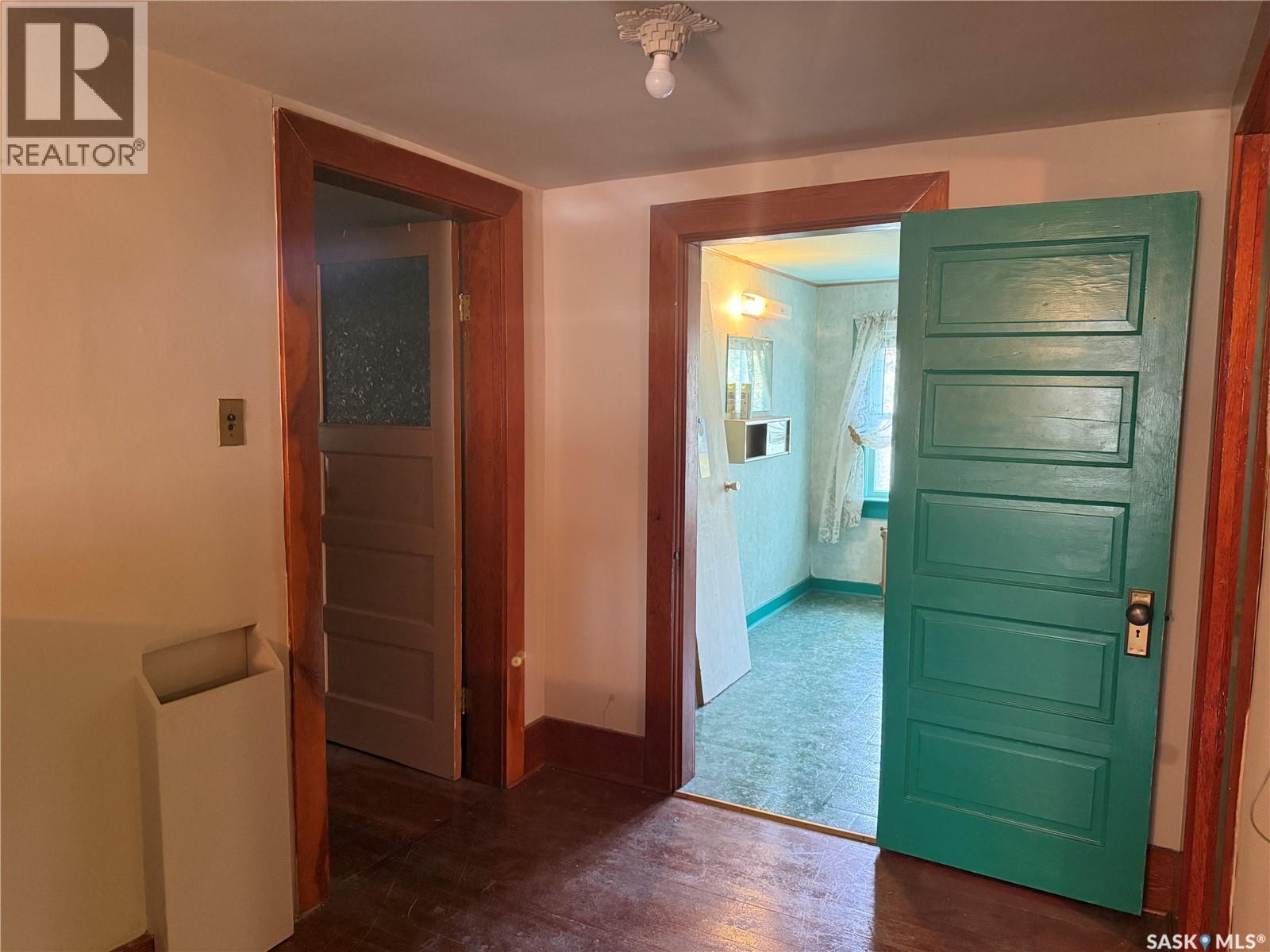 1014 Iroquois STREET W - Image 32