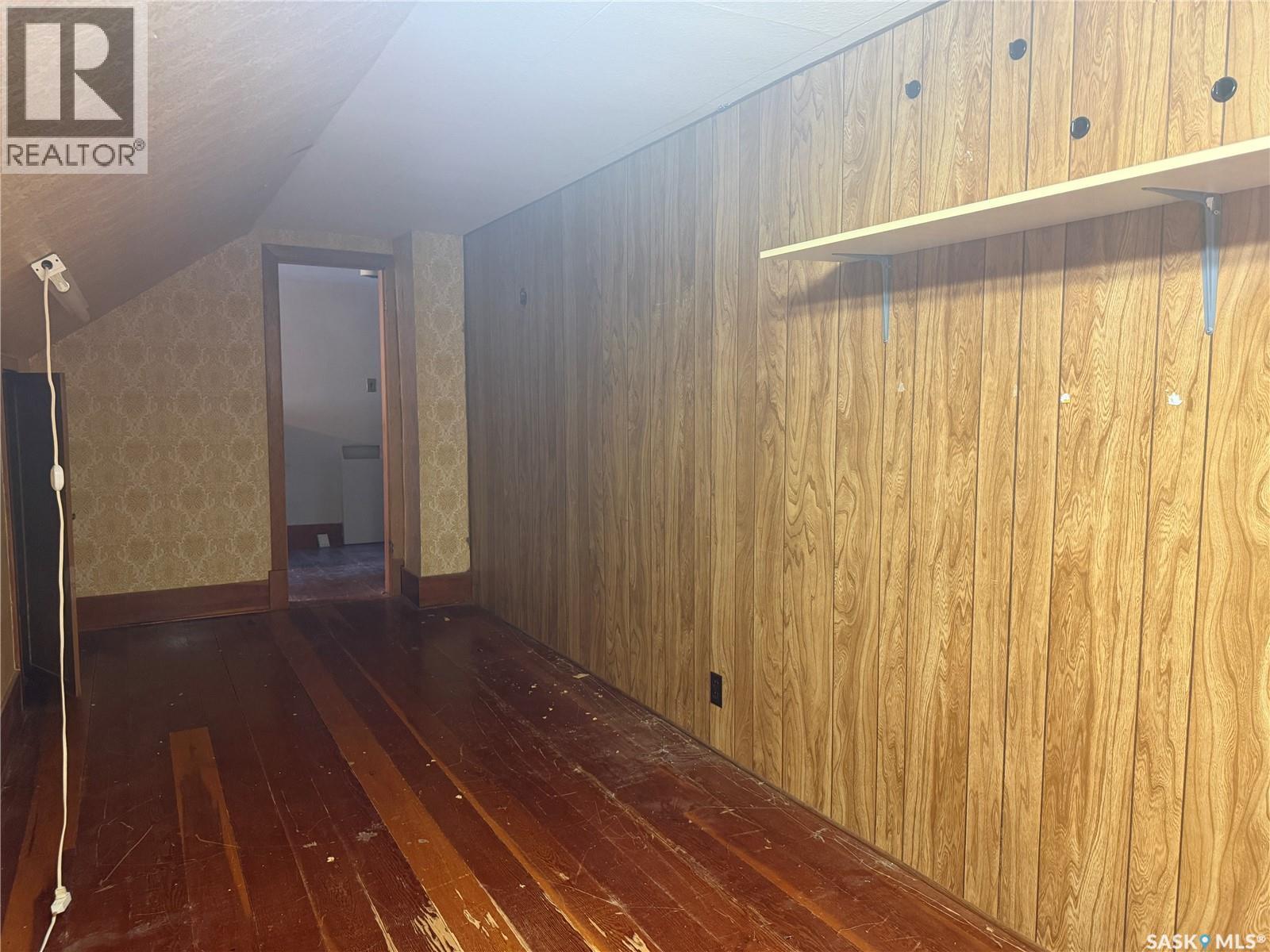 1014 Iroquois STREET W - Image 34