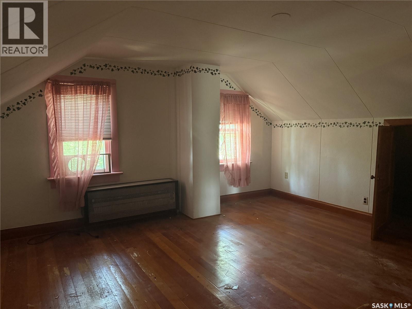 1014 Iroquois STREET W - Image 41