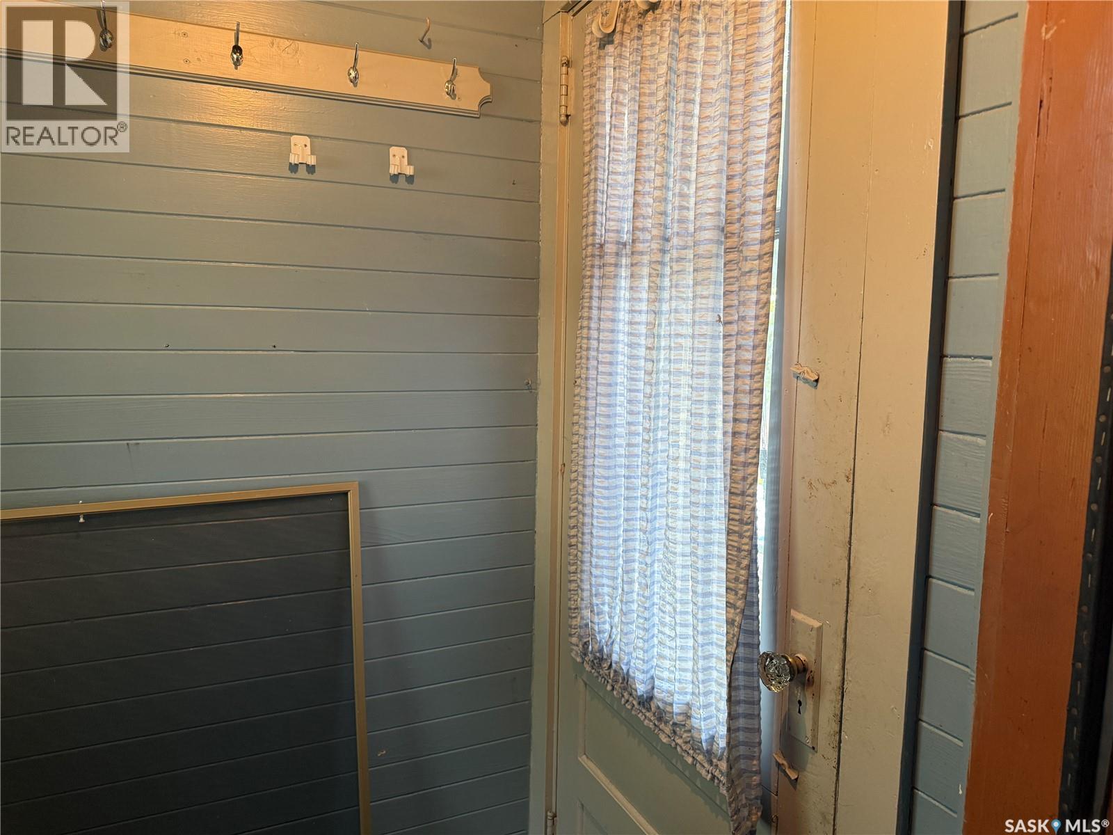 1014 Iroquois STREET W - Image 57