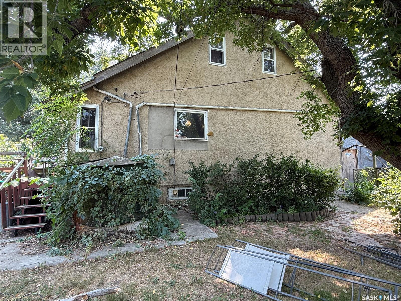 1014 Iroquois STREET W - Image 61