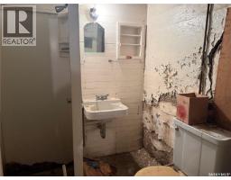 1014 Iroquois Street W, Moose Jaw, SK S6H5B8 Photo 53