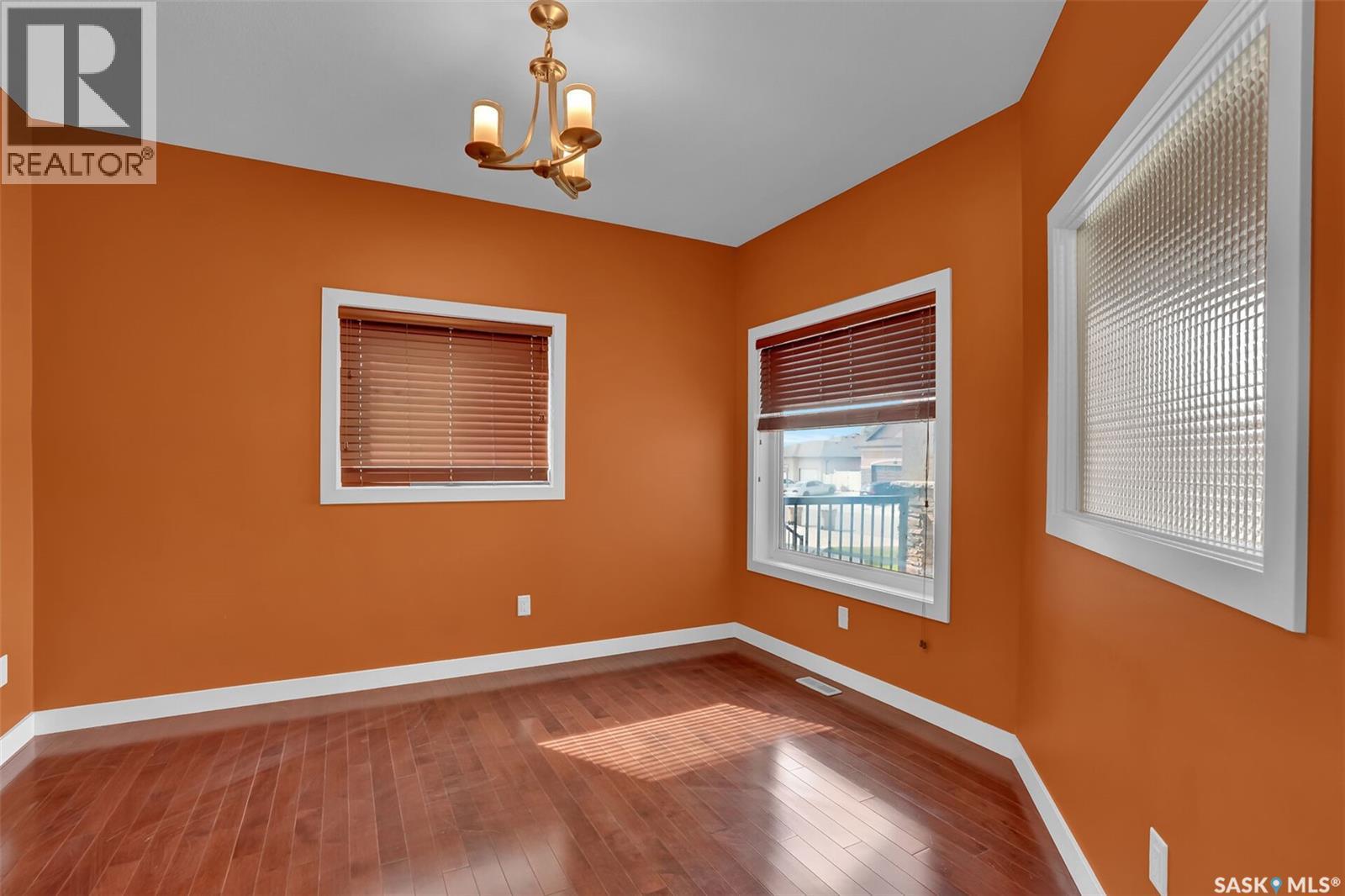6033 Little Pine LOOP - Image 13