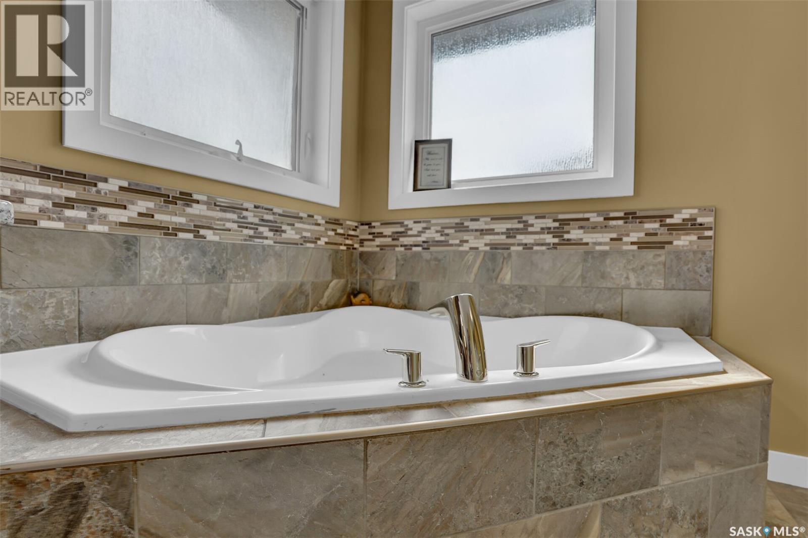6033 Little Pine LOOP - Image 22
